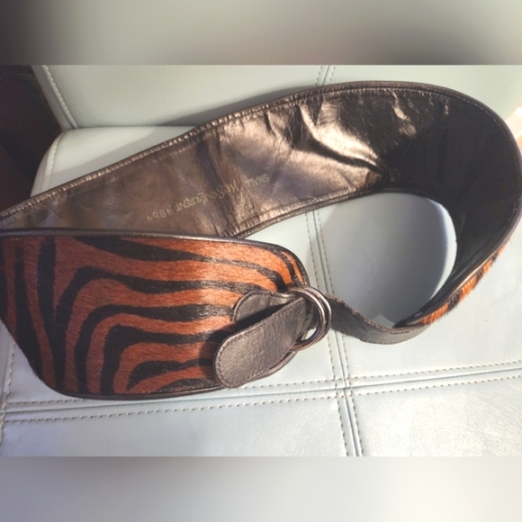 80s YVES SAINT LAURENT Tiger Striped Leather Cowhide Fur Brown Black Wide Belt S - Picture 13 of 16